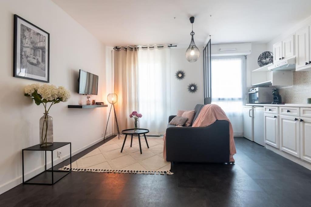Le Charmant Yin-Yang Studio Proche De Paris Монруж Экстерьер фото
